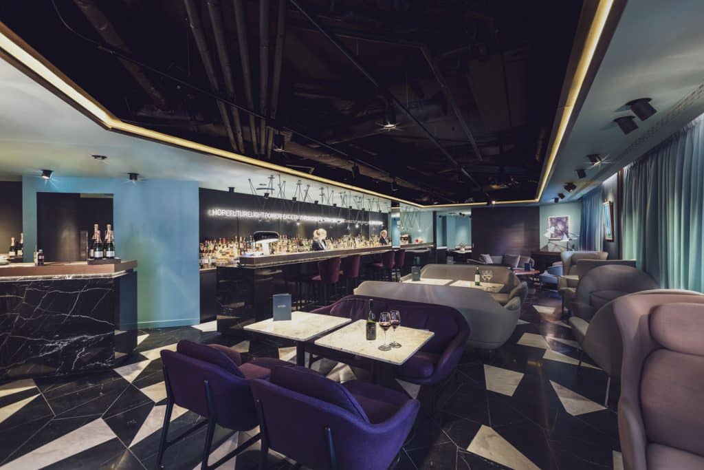Luxury coworking lounges mayfair